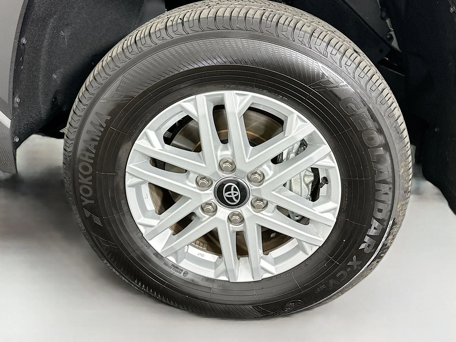 Used 2025 Magnetic Gray Metallic Toyota SR5 image 30