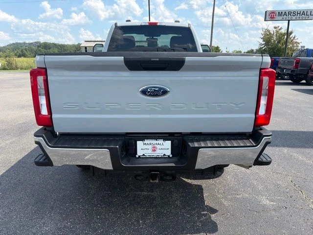 Used 2025 White Ford XLT image 7