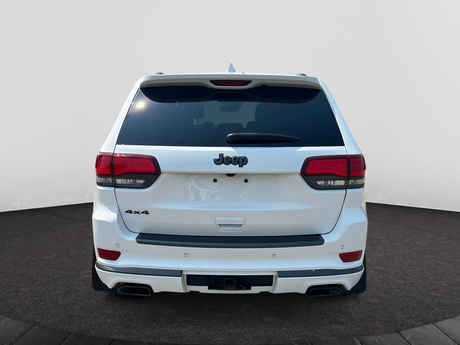 Used 2021 White Jeep OVERLAND HIGH ALTITUDE EDITION image 4