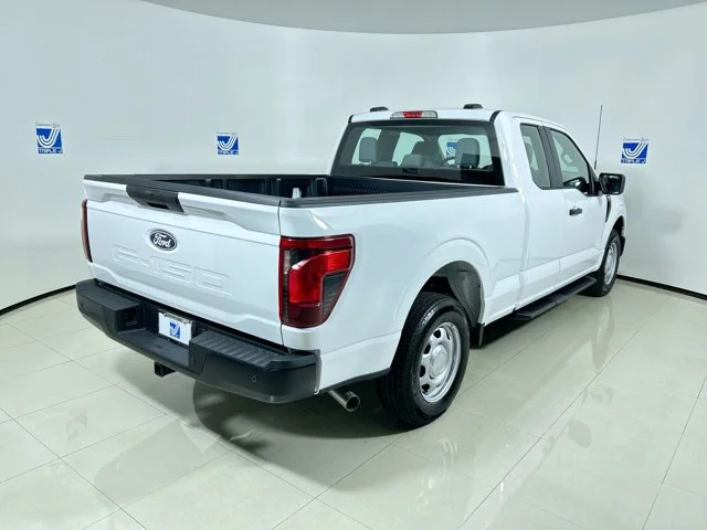 New 2025 OXFORD WHITE Ford XL image 5
