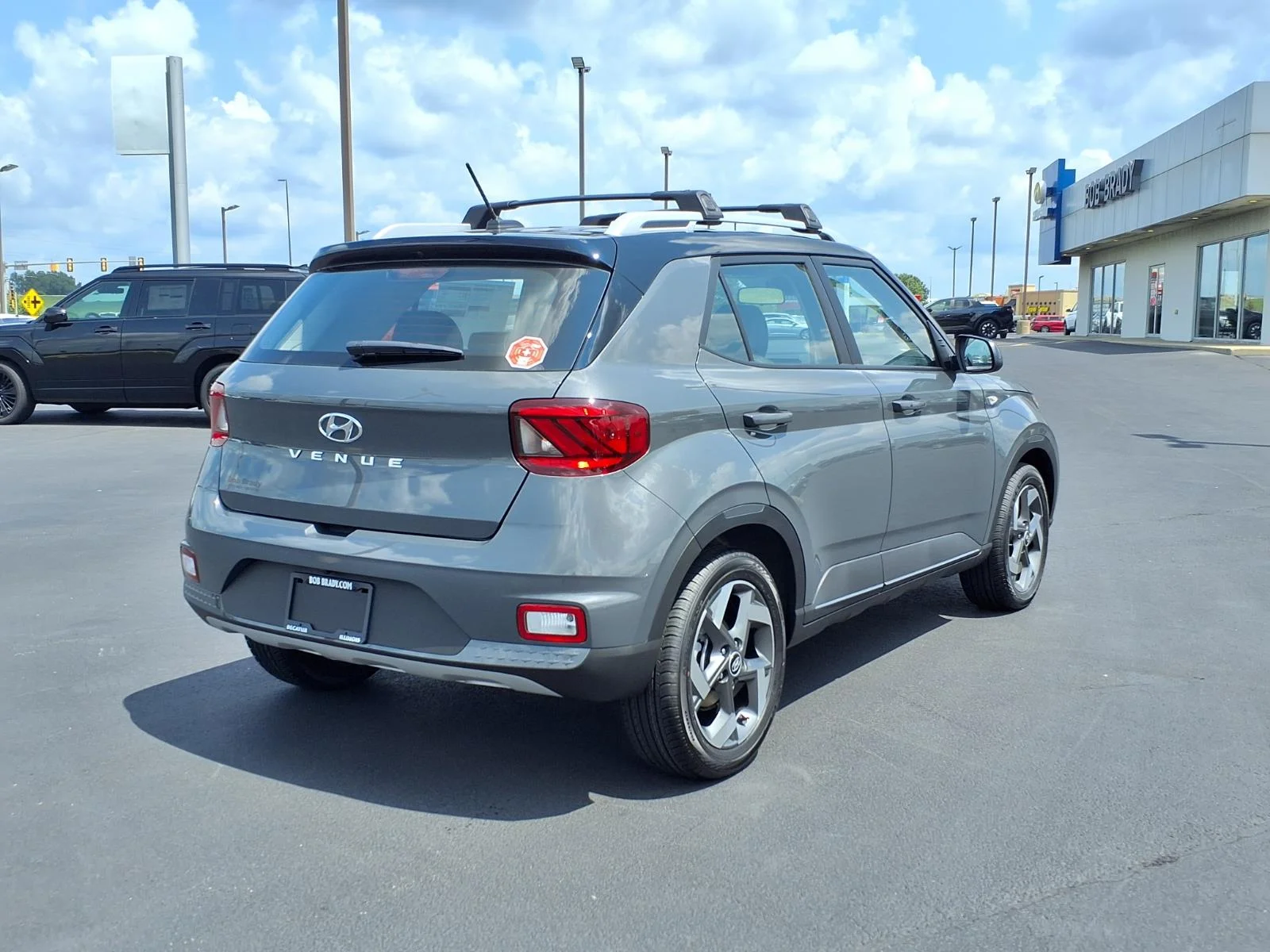 New 2026 Ecotronic Gray Pearl/Black Roof Hyundai SEL image 18