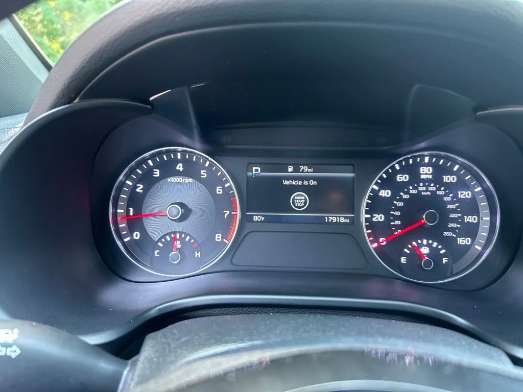 Used 2023 Gray Kia GT-Line image 21