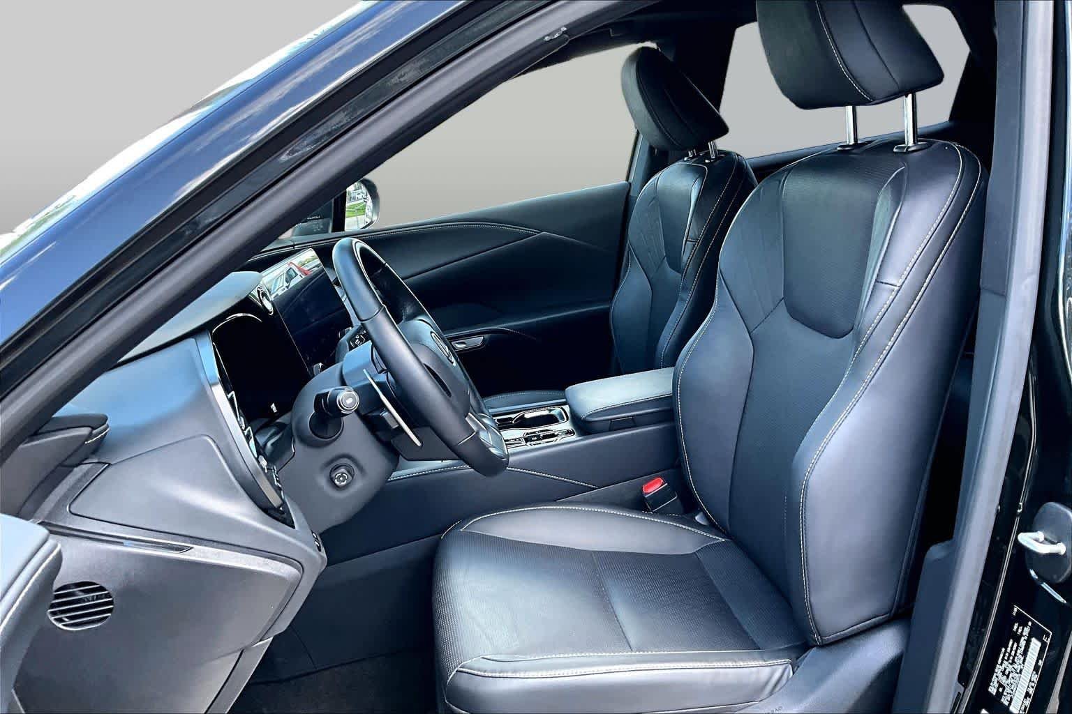Used 2026 Caviar Lexus Premium+ image 8