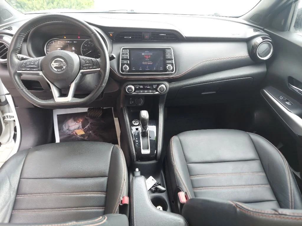 Certified Used 2020 White Nissan SR image 18