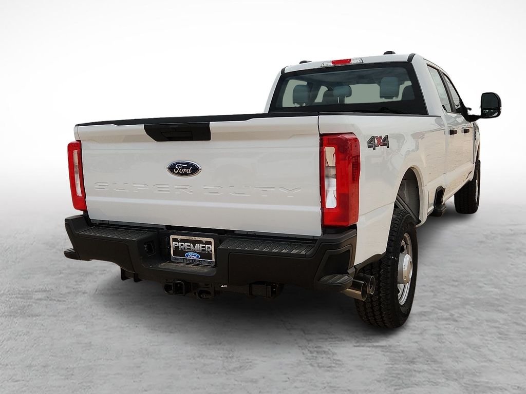 New 2026 Oxford White Ford F-350® XL image 10
