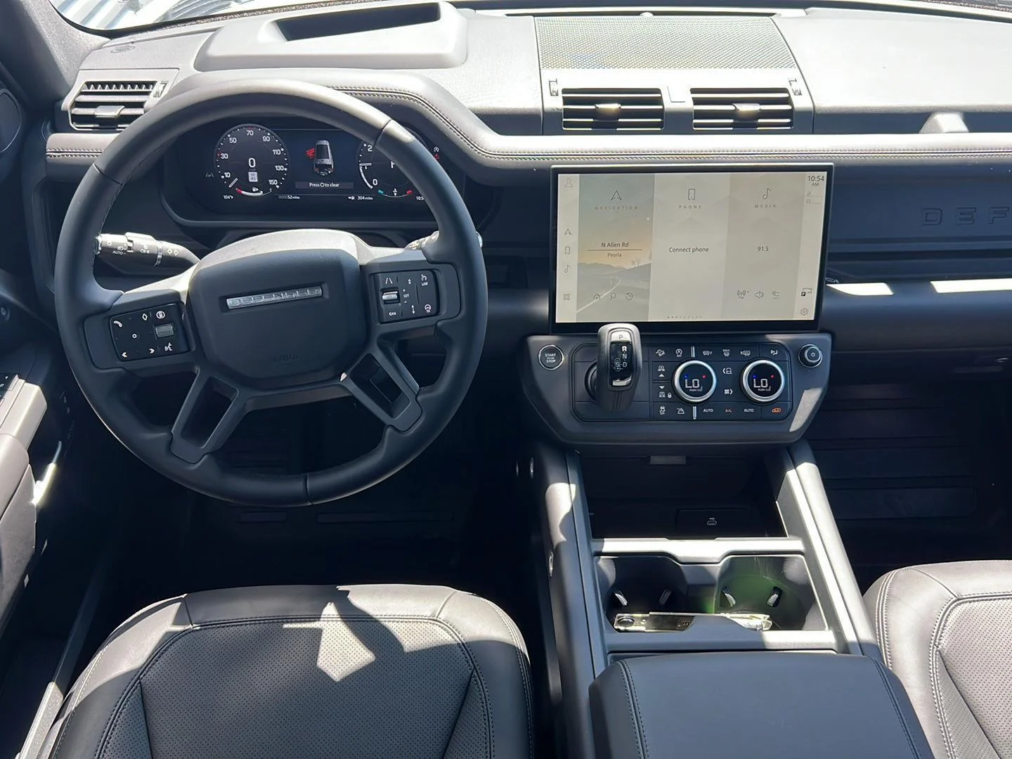 New 2026 Borasco Grey Metallic Land Rover X-Dynamic SE image 10