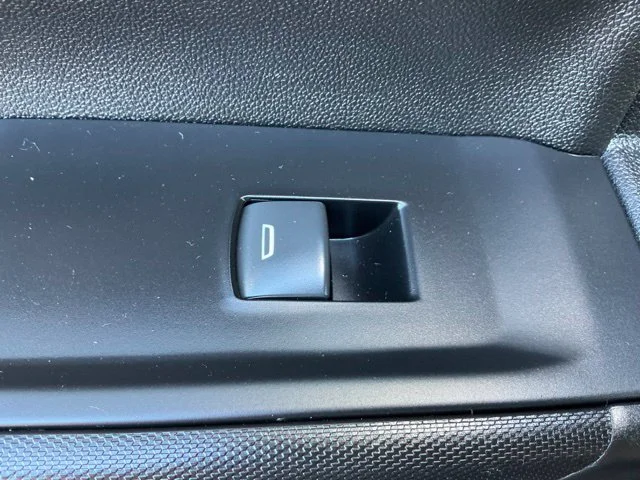Used 2023 Blue Metallic Chevrolet Custom image 19
