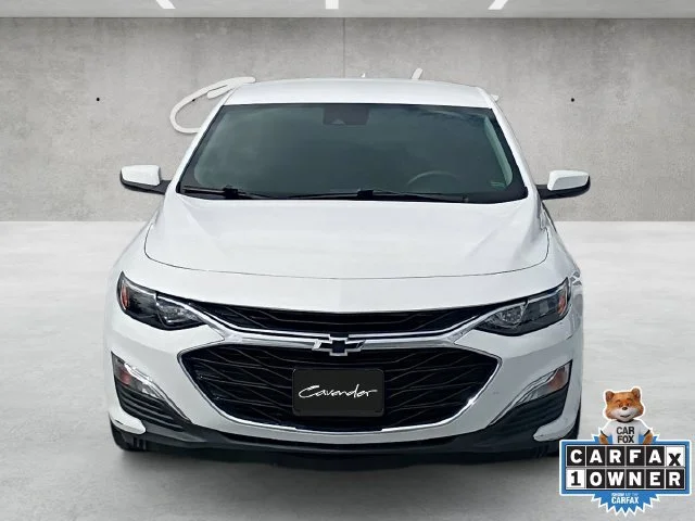 Used 2025 Summit White Chevrolet RS image 18