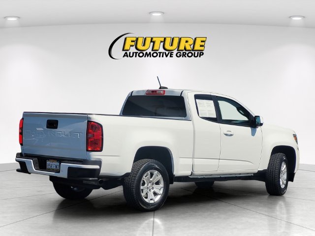 Used 2022 White Chevrolet LT image 4