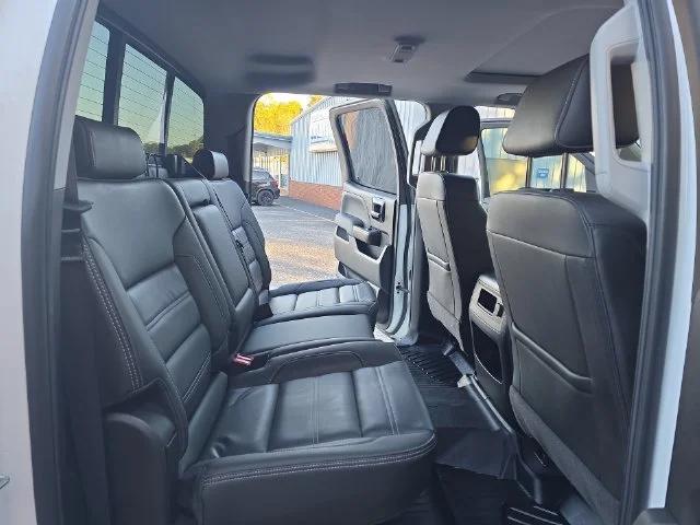 Used 2019 White GMC Denali image 12