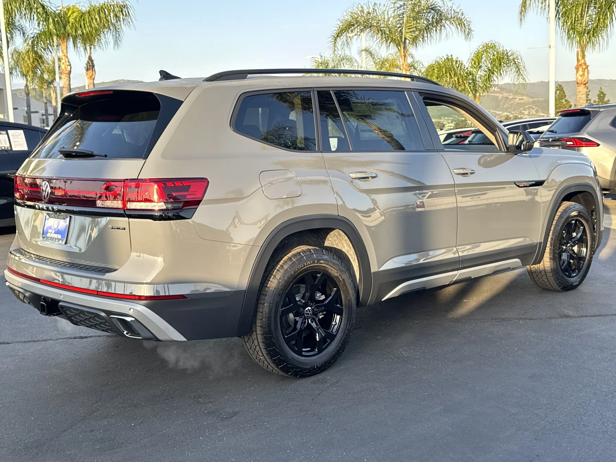New 2026 Pure Gray Volkswagen 2.0T Peak Edition image 9