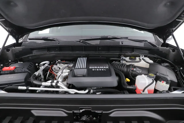 Used 2025  GMC AT4 image 20