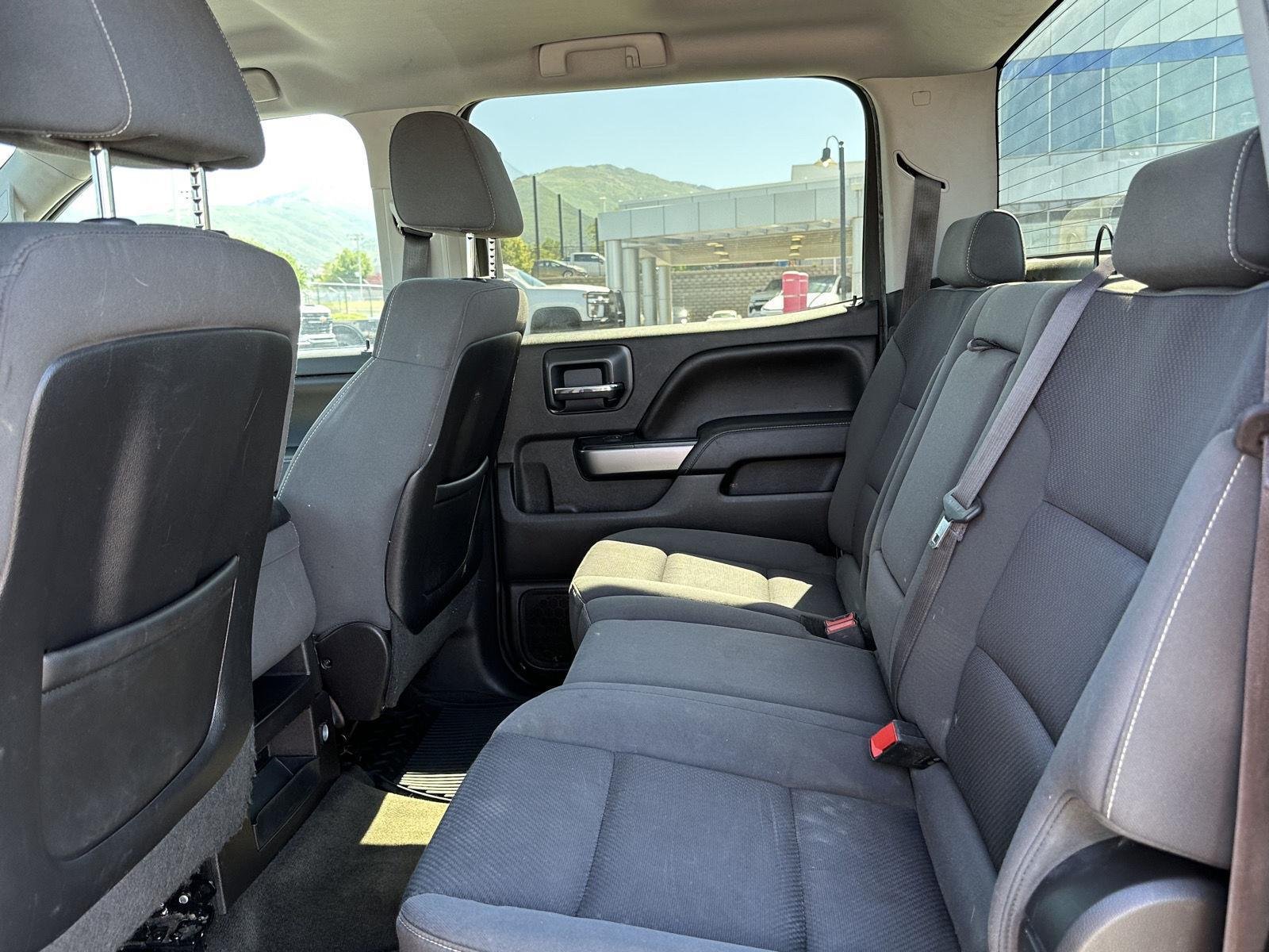 Certified Used 2015 TUNGSTEN METALLIC Chevrolet LT image 21