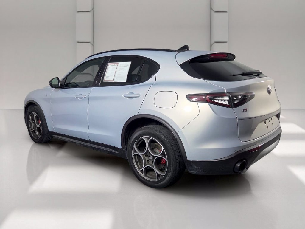 Used 2024 Moonlight Gray Metallic Alfa Romeo Ti image 6