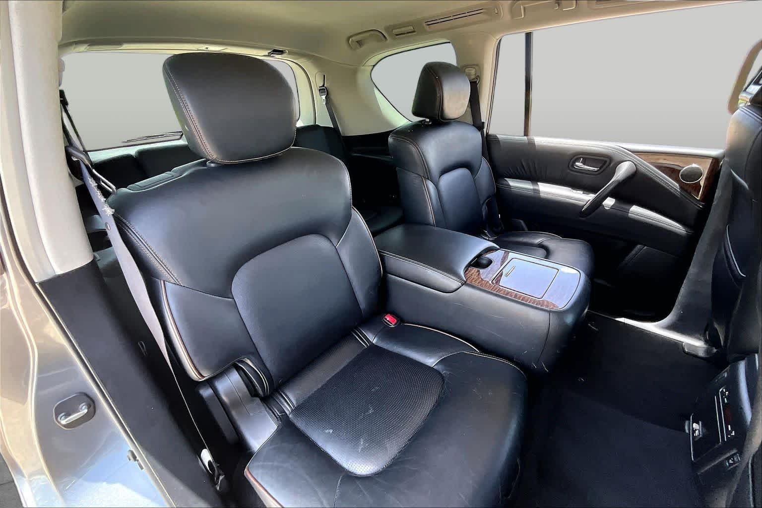 Used 2017 Gun Metallic Nissan Platinum image 18
