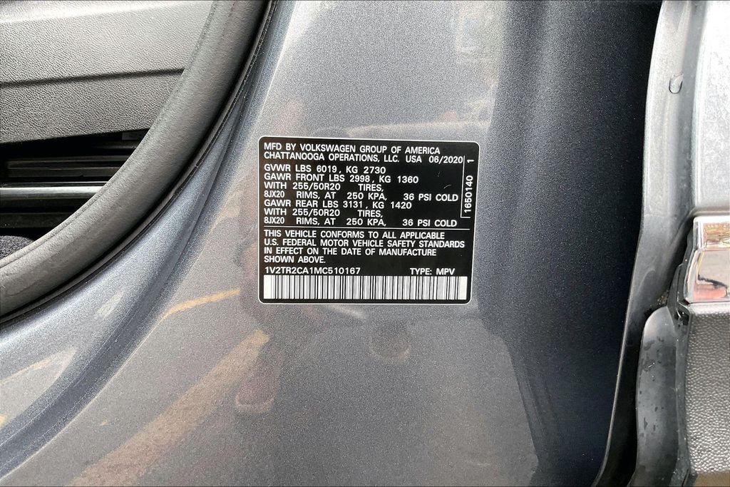 Used 2021 Gray Volkswagen SEL Premium image 38