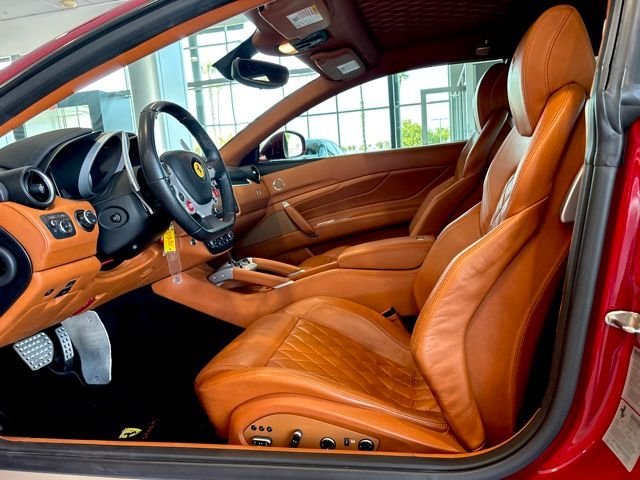 Used 2012 Red Ferrari Base image 26