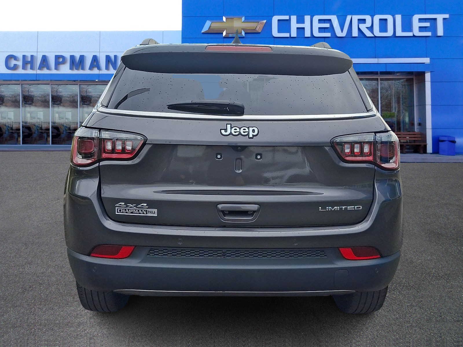 Used 2024 GRAY Jeep Limited image 5