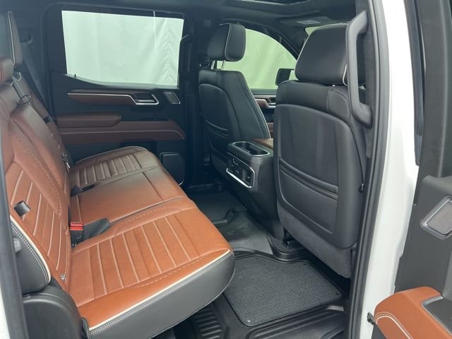 Used 2025 White GMC Denali Ultimate image 24