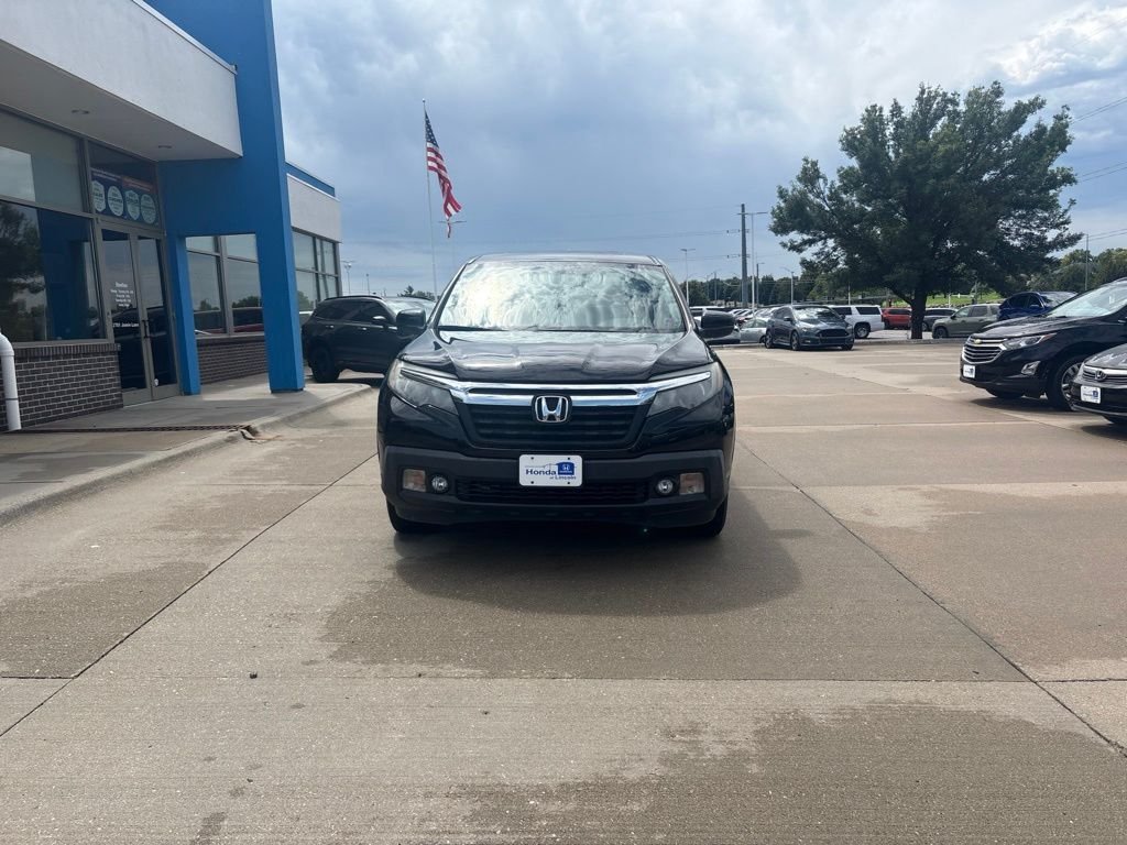 Used 2019 Black Honda RTL-T image 2
