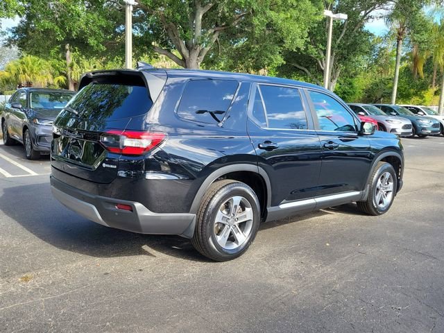 2023 Honda Pilot EX-L - Photo 6