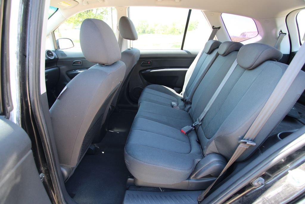 Used 2009 Gray Kia LX image 7