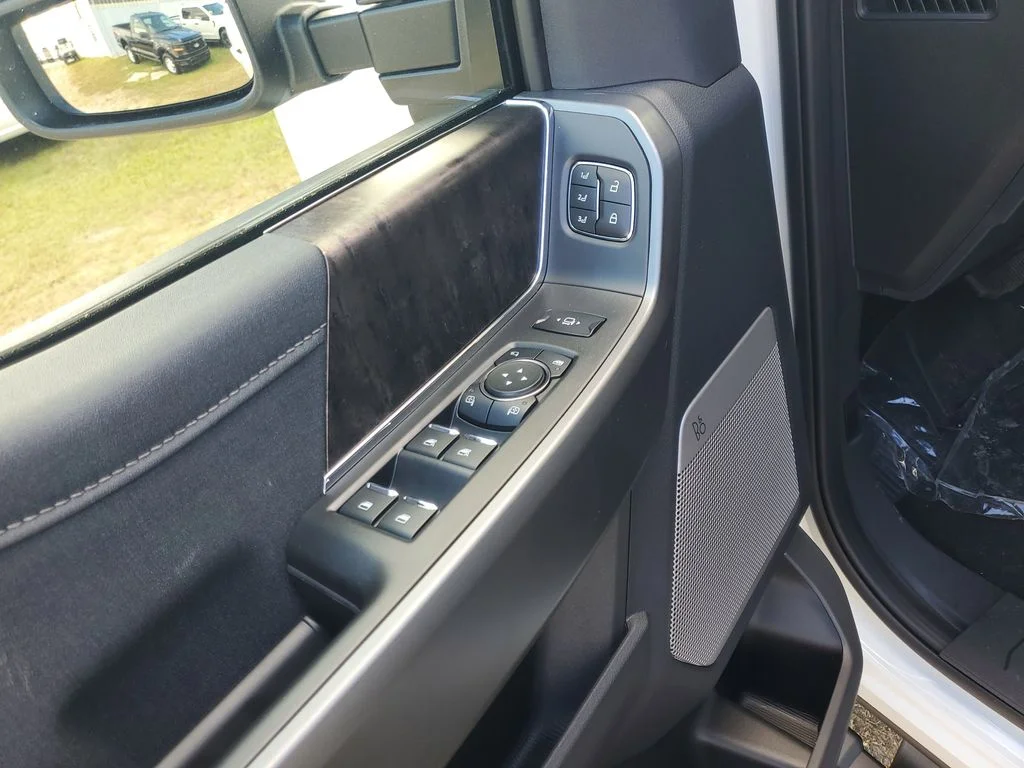 2026 Ford F-350 Super Duty Lariat - Photo 7