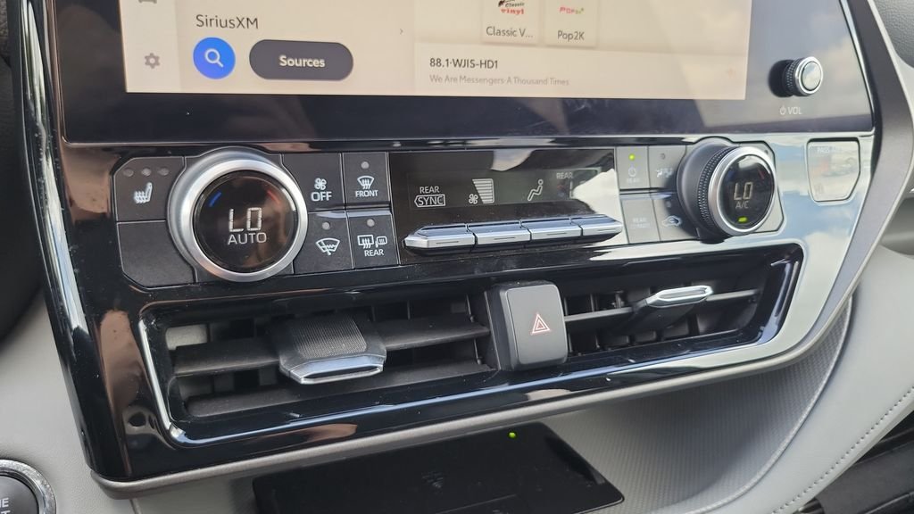 Used 2023 Gray Toyota XLE image 18
