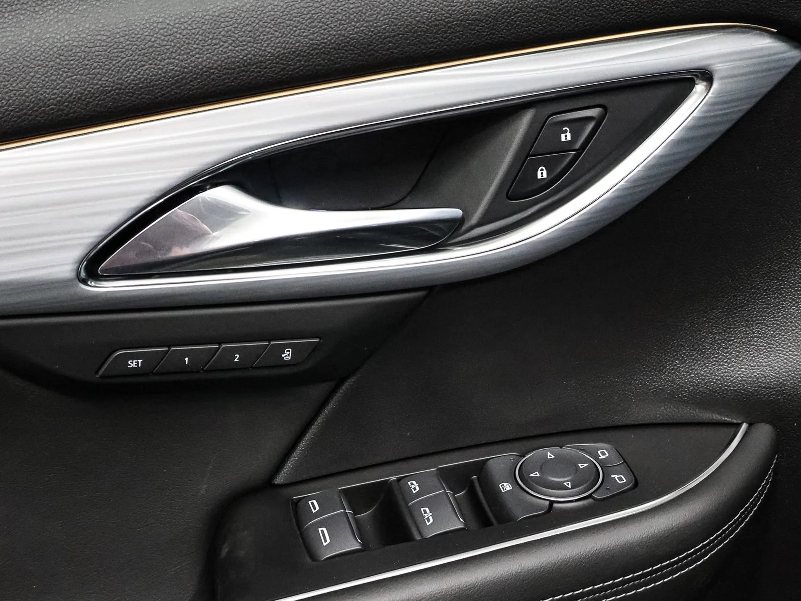 New 2026 Ebony Twilight Metallic Buick Avenir image 21