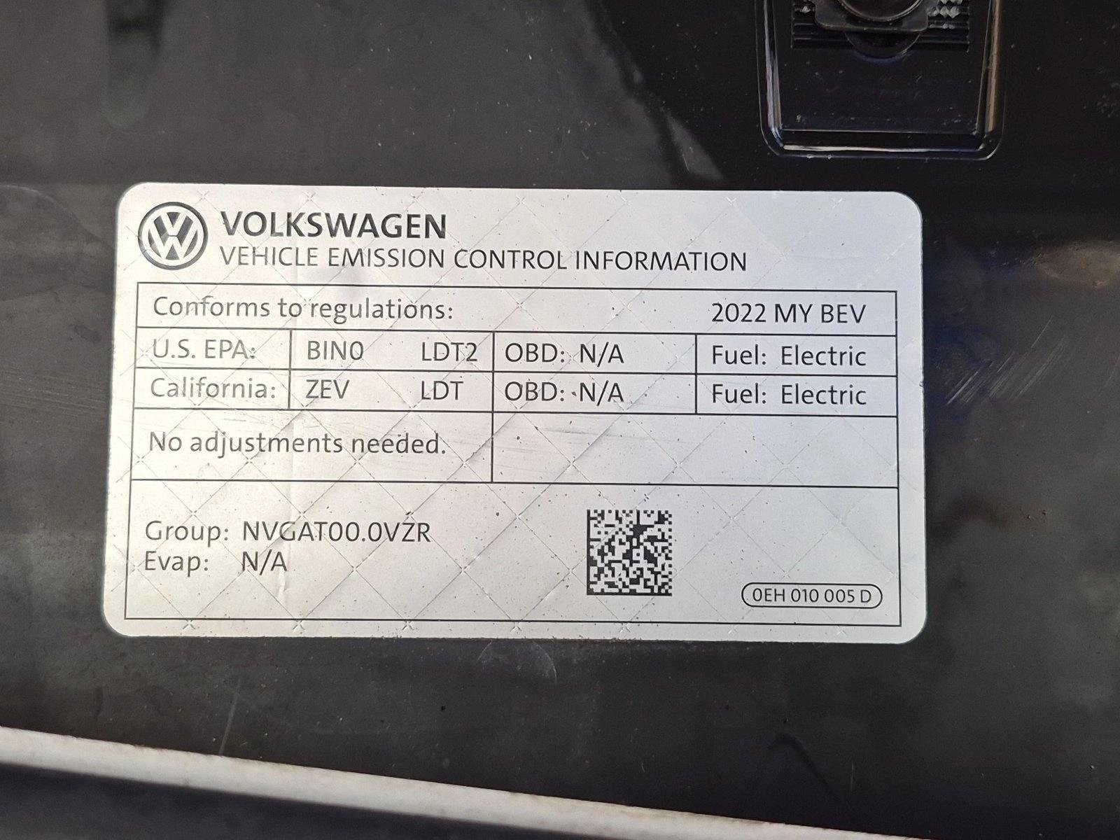 Used 2022 Black Volkswagen Pro image 24
