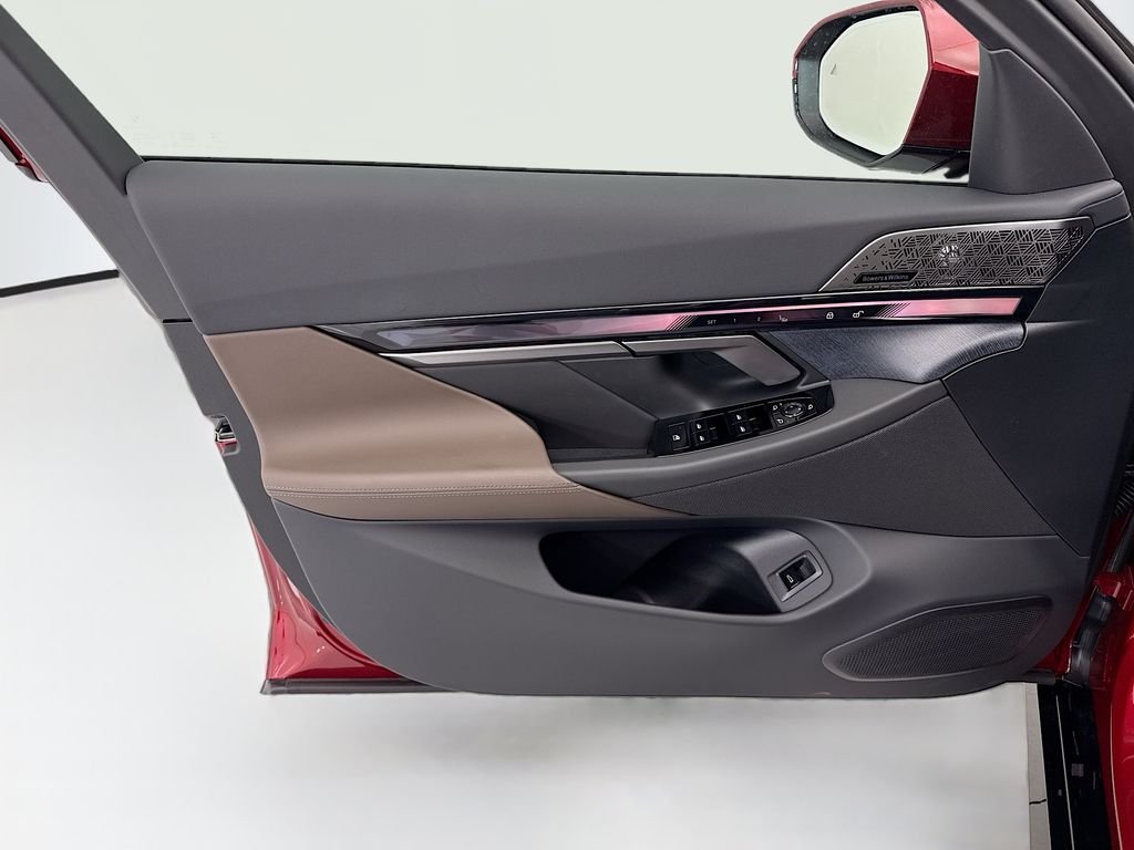New 2027 Red Metallic BMW 550e xDrive image 23