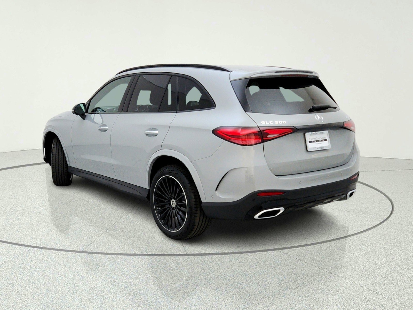 New 2026 MANUFAKTUR Alpine Grey Mercedes-Benz GLC 300 4MATIC® SUV image 33