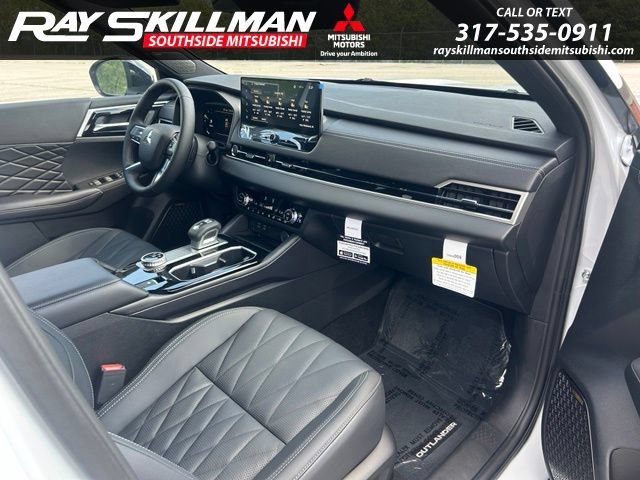 New 2026 White Diamond/Black Roof Mitsubishi Black Edition image 20