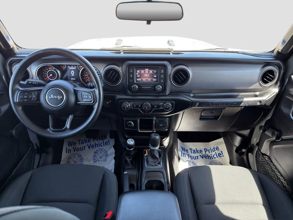 Certified Used 2021 Gray Jeep Unlimited Willys image 28