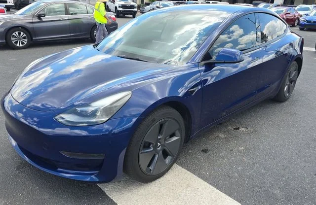 2023 Tesla Model 3 -'s photo