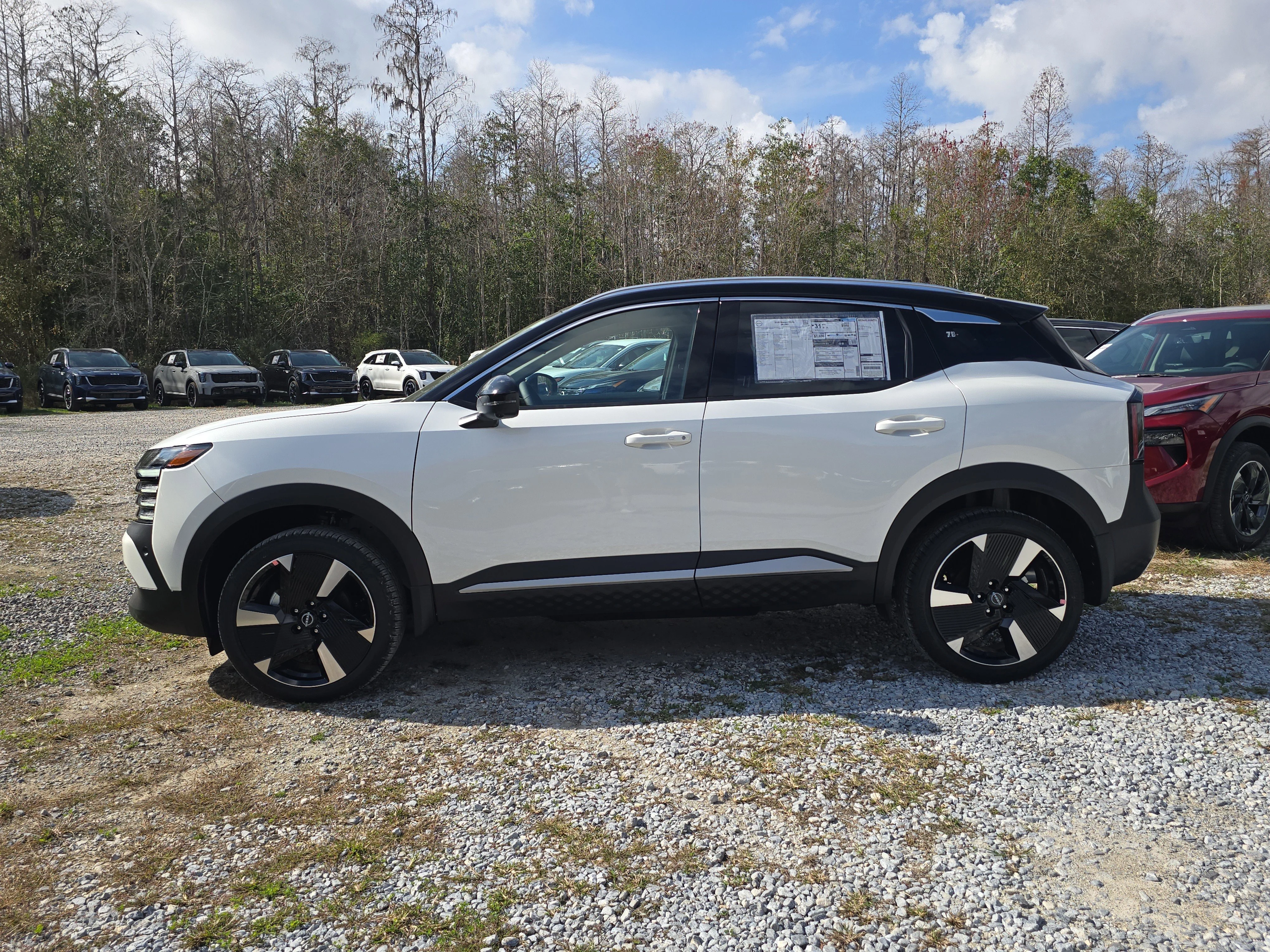 New 2026 Aspen White TriCoat / Super Black Two-tone Nissan SR image 5