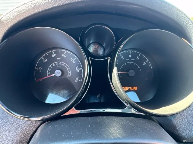 Used 2008 Gray Saturn Base image 10