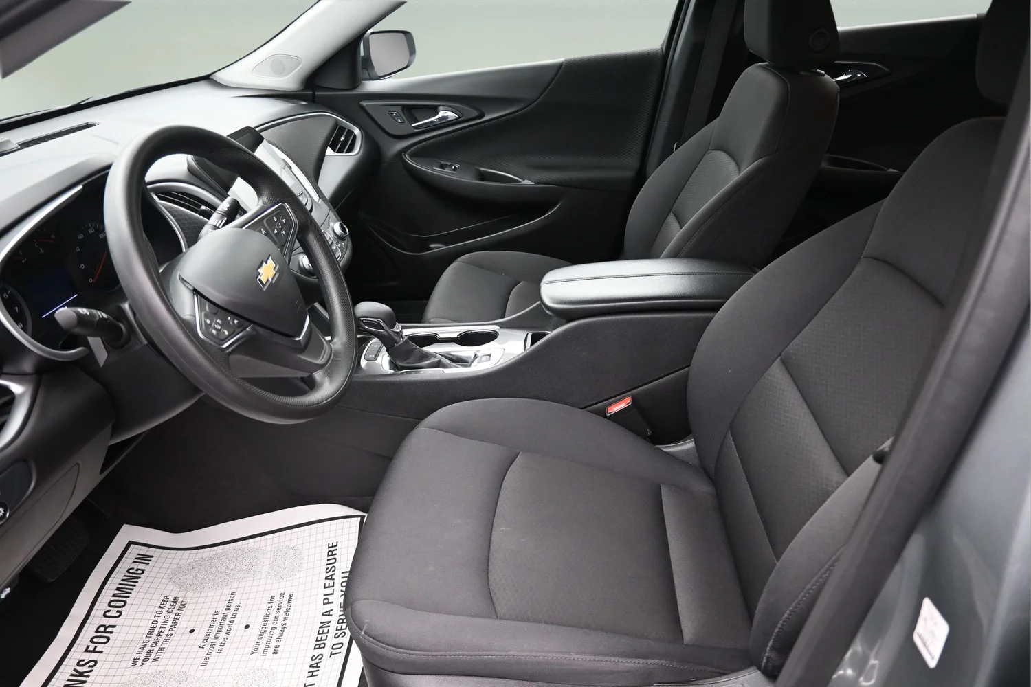 Used 2025 Gray Chevrolet LT image 21