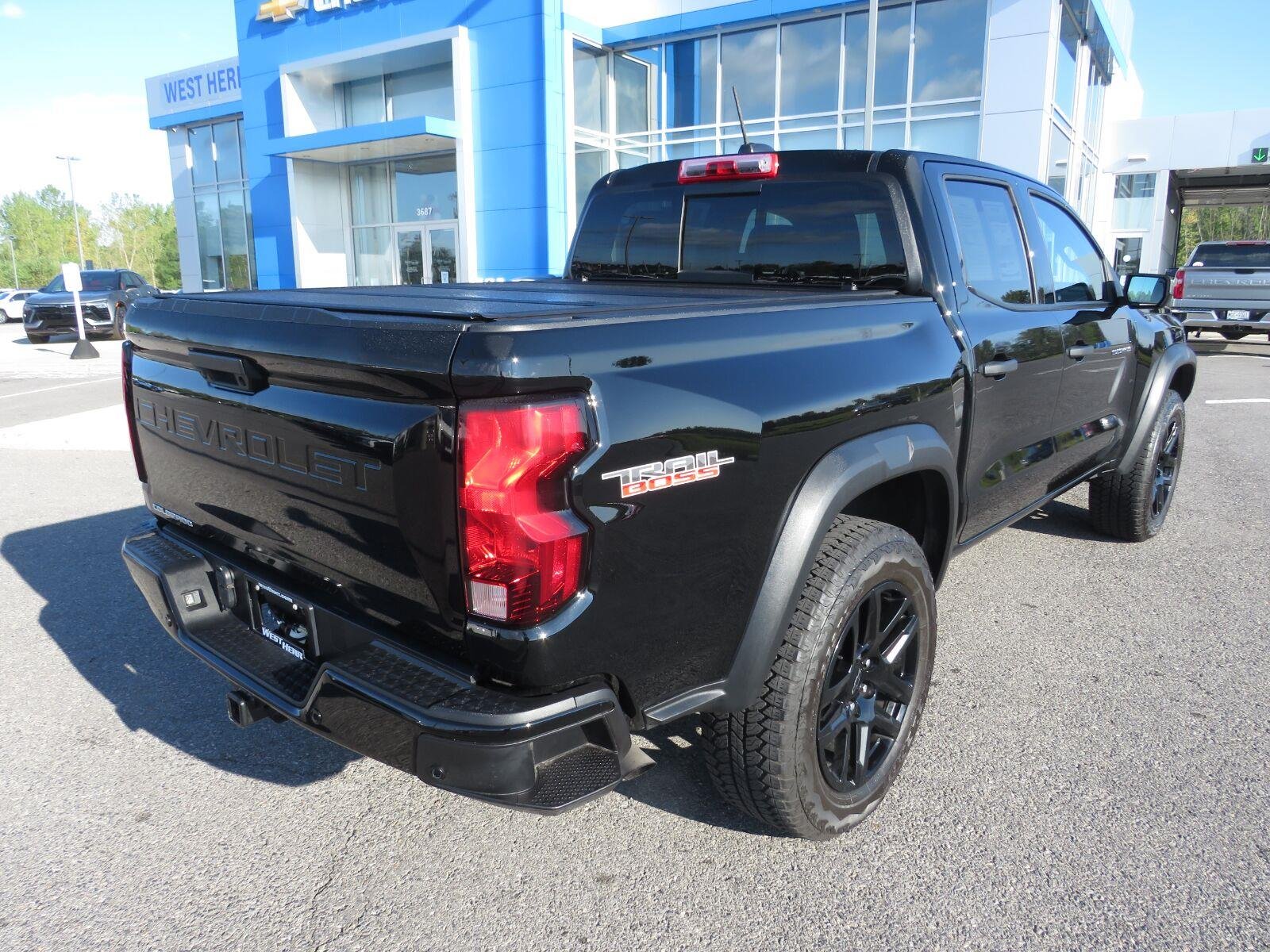 Used 2025 Black Chevrolet 4WD Trail Boss image 6