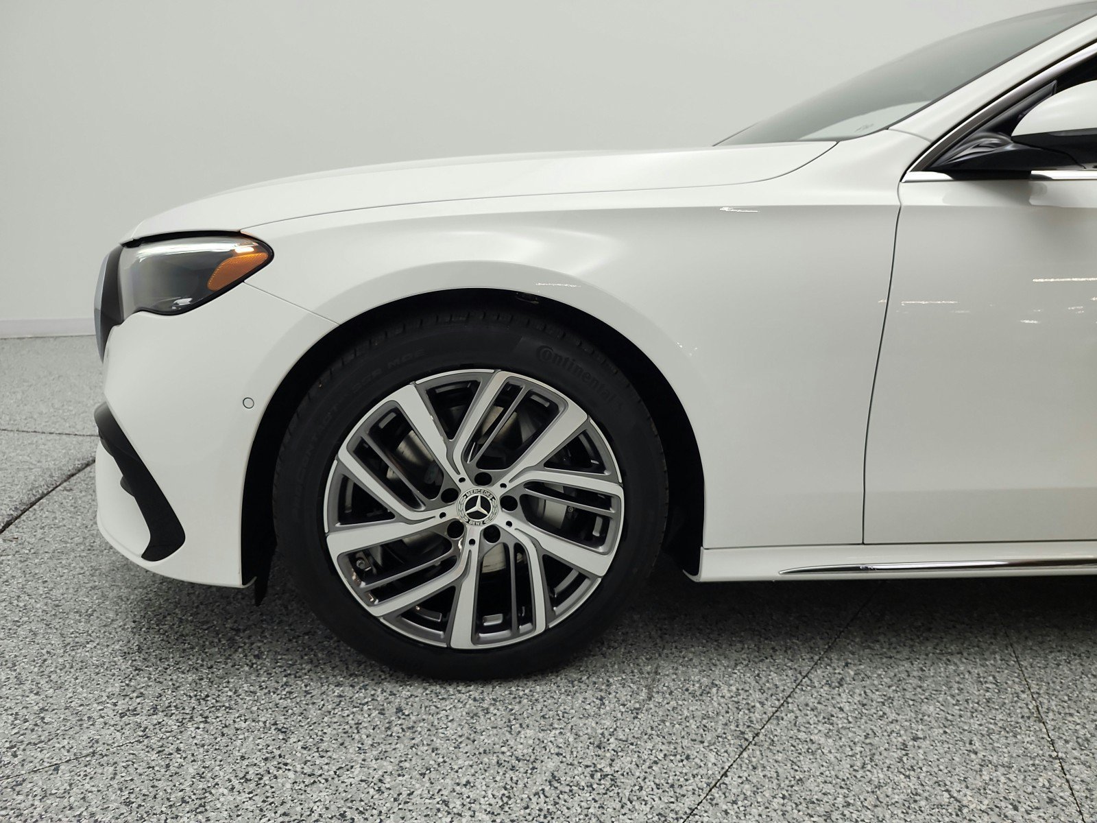 New 2027 Polar White Mercedes-Benz E 350 RWD Sedan image 36