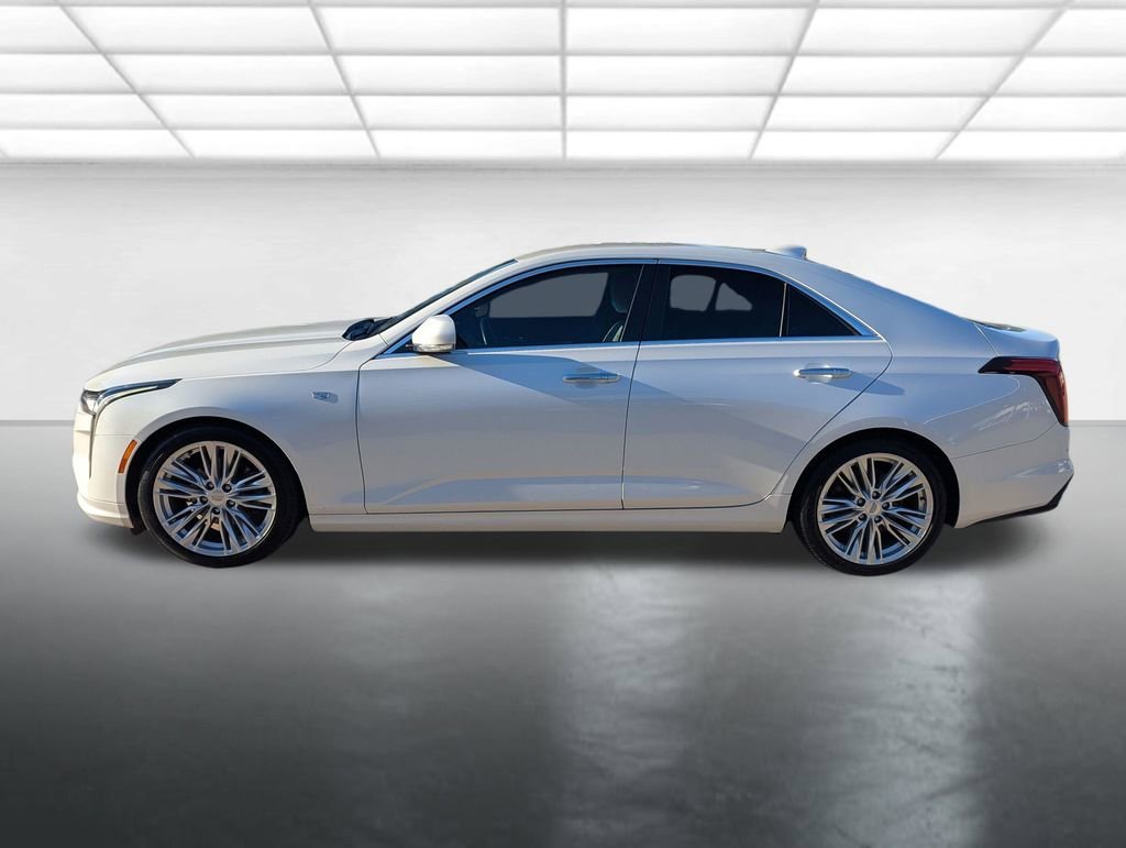 Used 2020 Crystal White Tricoat Cadillac Premium Luxury image 26