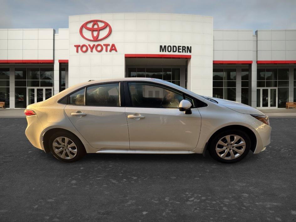 Used 2026 Pearl Toyota LE image 4