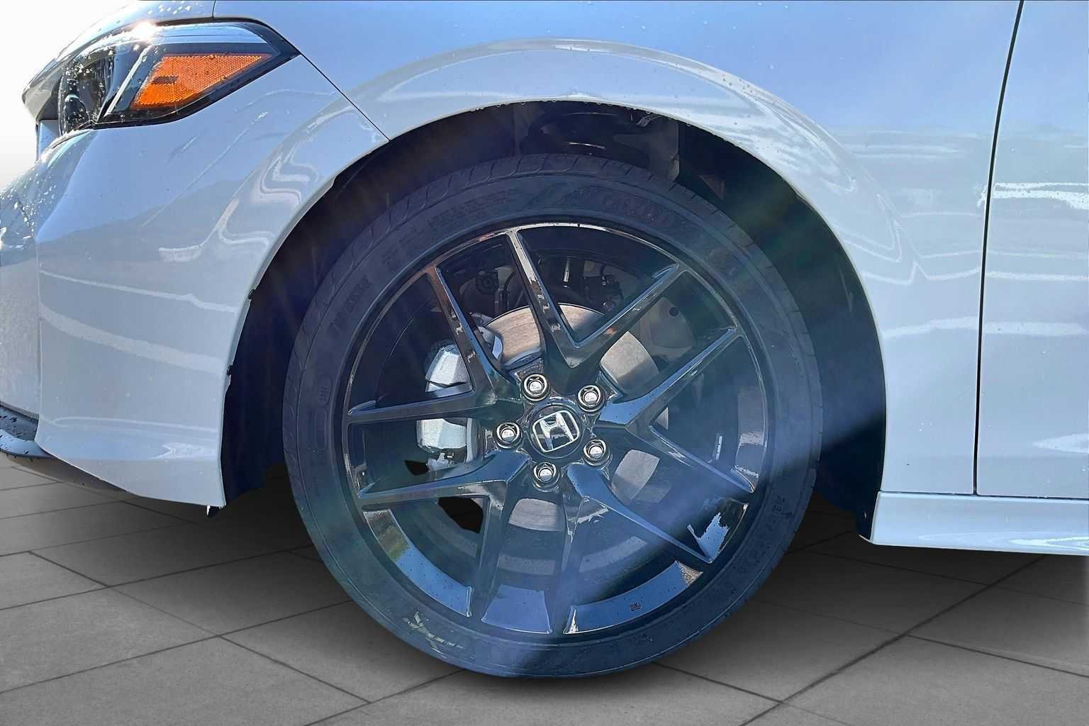 2026 Honda Civic Sport - Photo 9