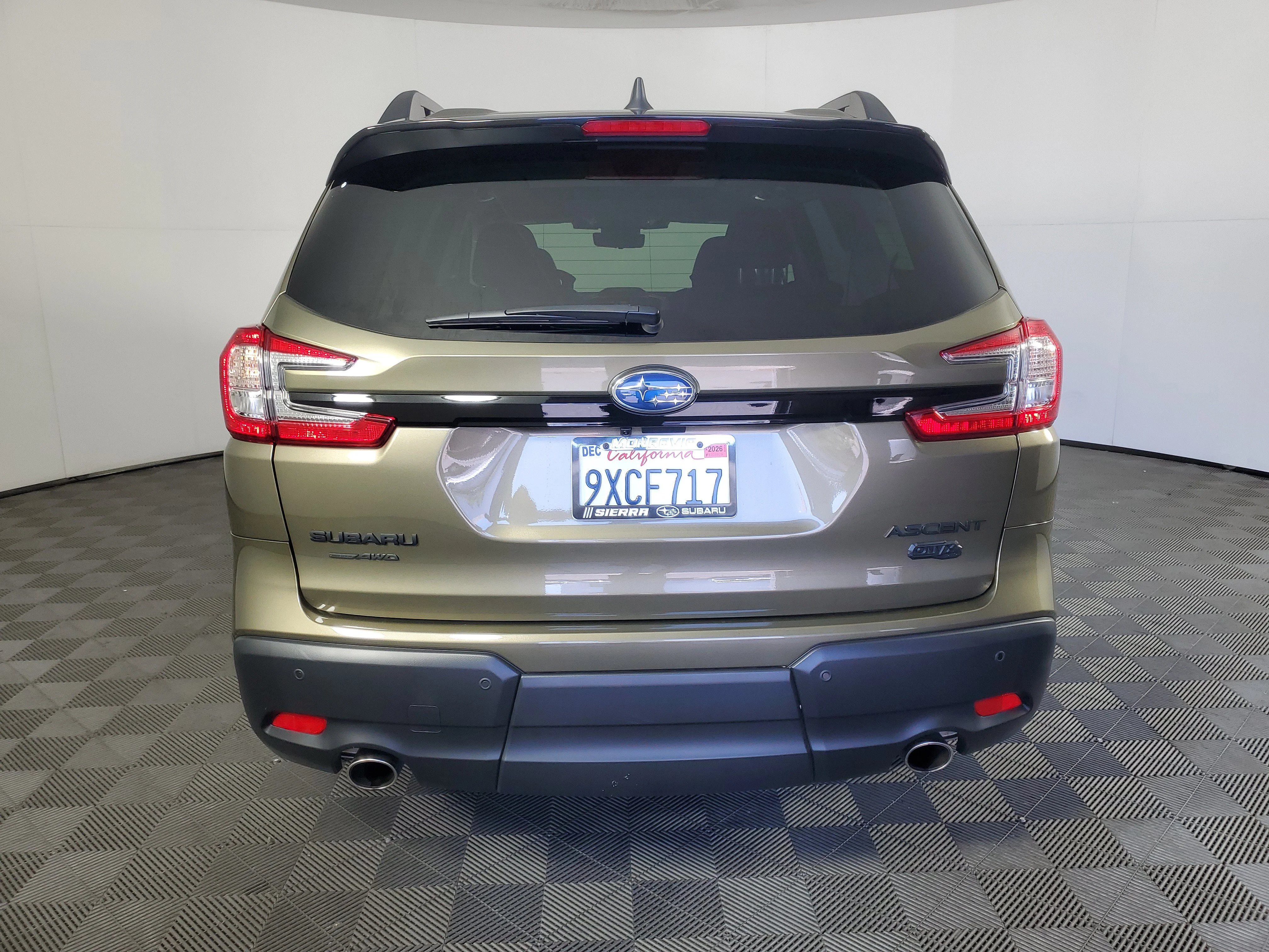 Certified Used 2025 Autumn Green Metallic Subaru Onyx Edition Touring image 5