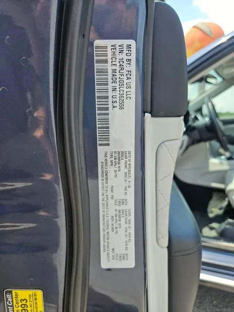 Used 2020 Blue Jeep Summit image 29