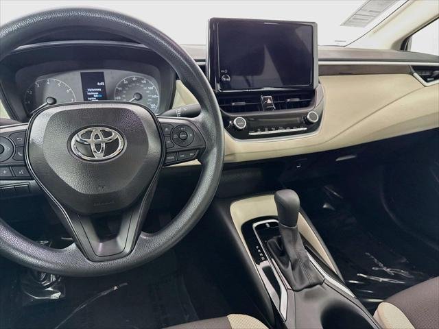 Certified Used 2025 RED MC. Toyota  image 29