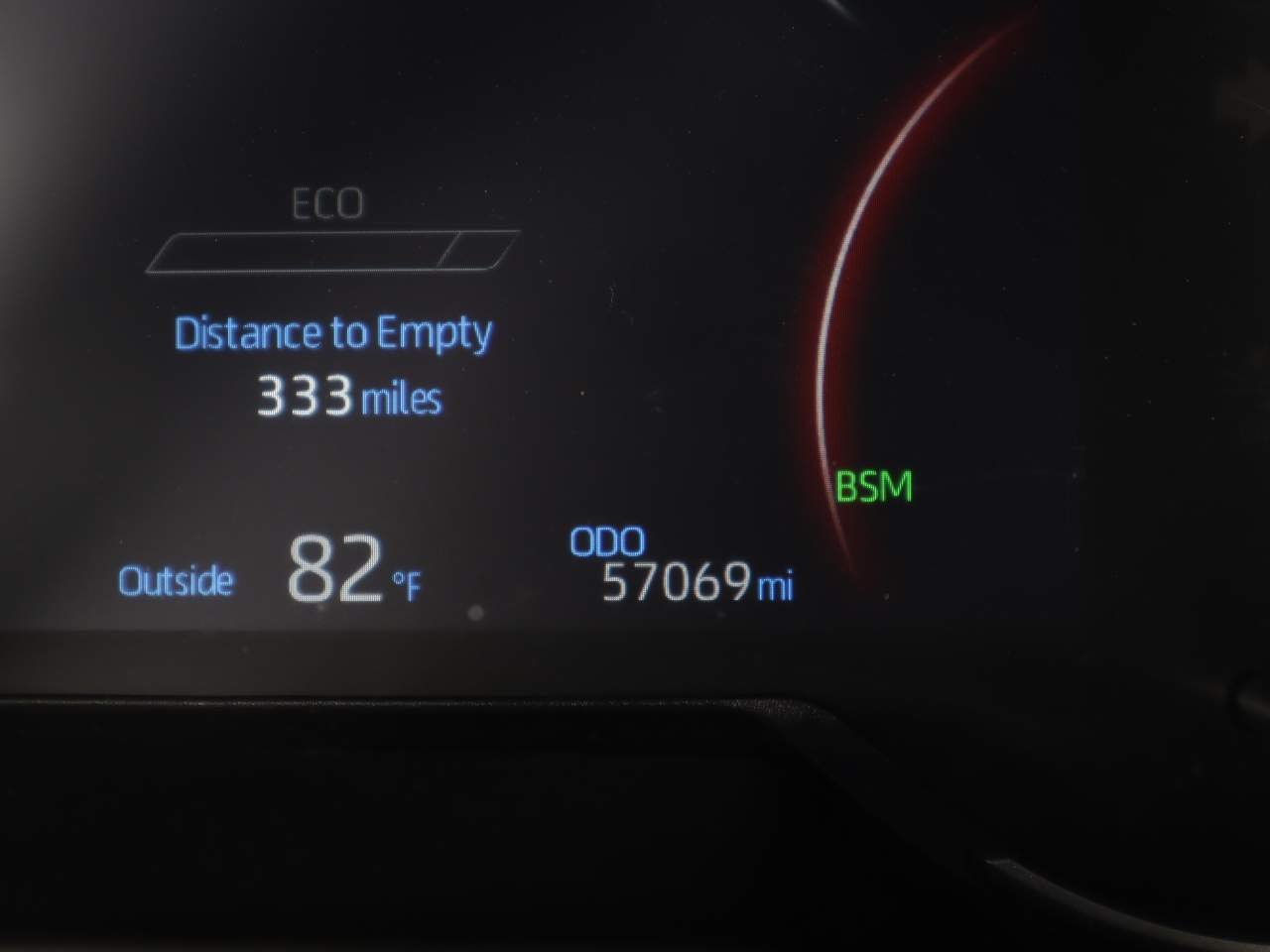 Used 2024 Silver Toyota XLE image 9