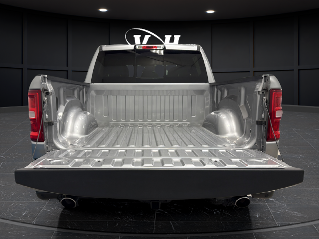 Used 2025 Billet Silver Metallic Clearcoat Ram Big Horn/Lone Star image 26