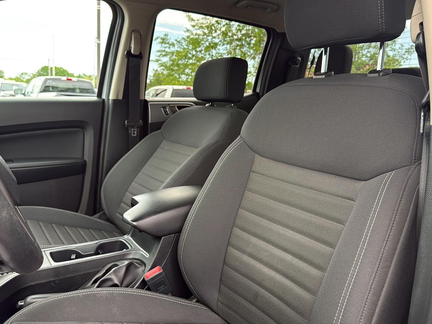 Used 2022 Iconic Silver Ford XLT image 6