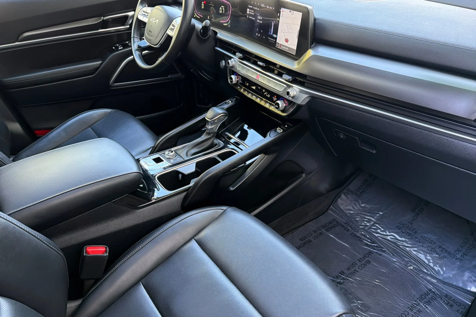 Used 2025 Ebony Black Kia S image 17